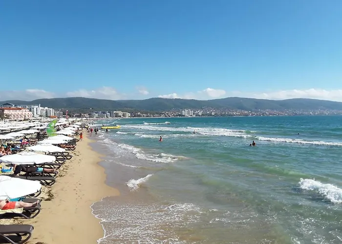 Chateau Del Mar C31a Sunny Lejlighed