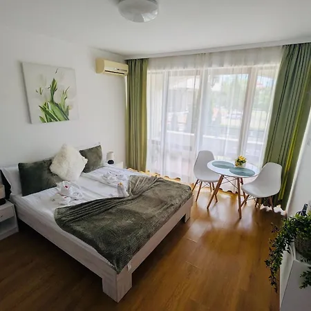 Chateau Del Mar C31a Sunny סאני ביץ'