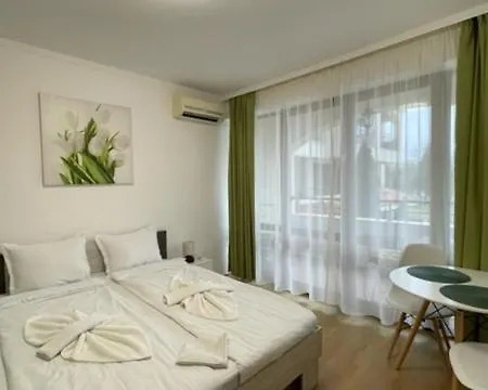 Apartment Chateau Del Mar C31a Sunny